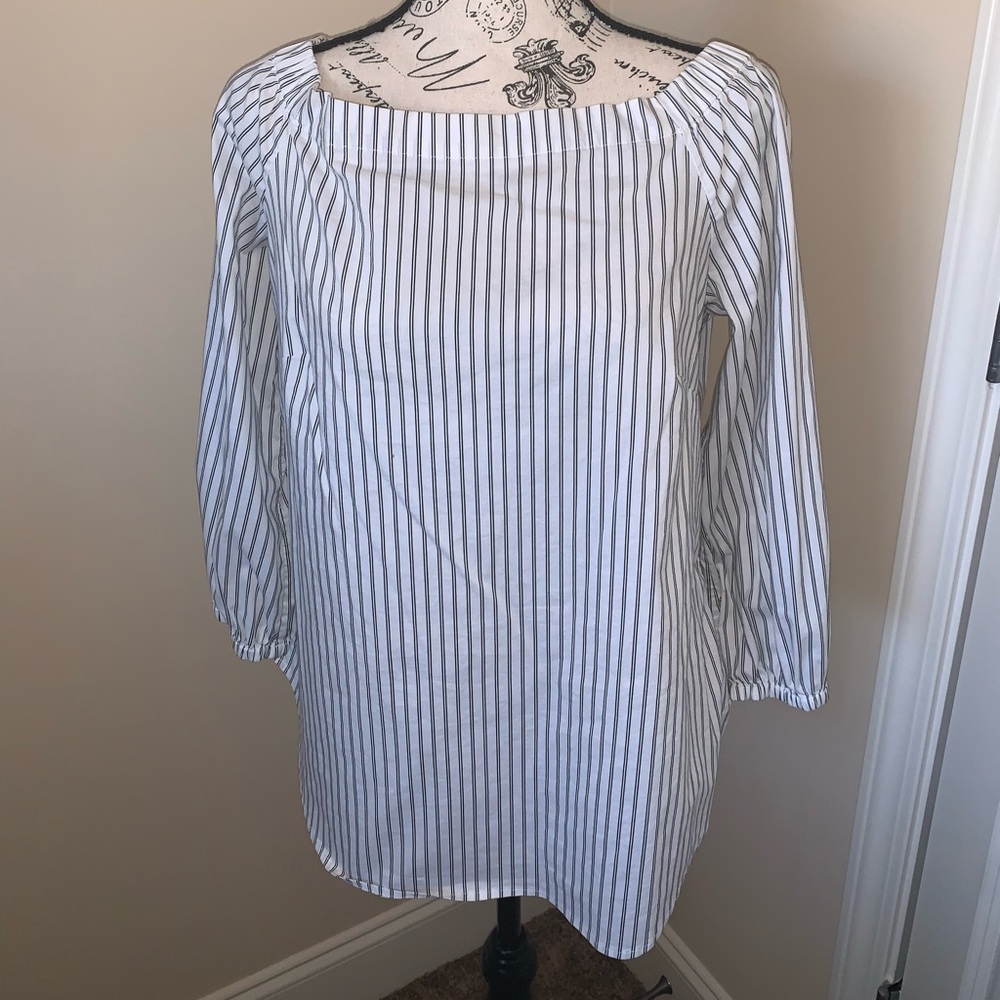 Versatile on & off the shoulder WHBM top